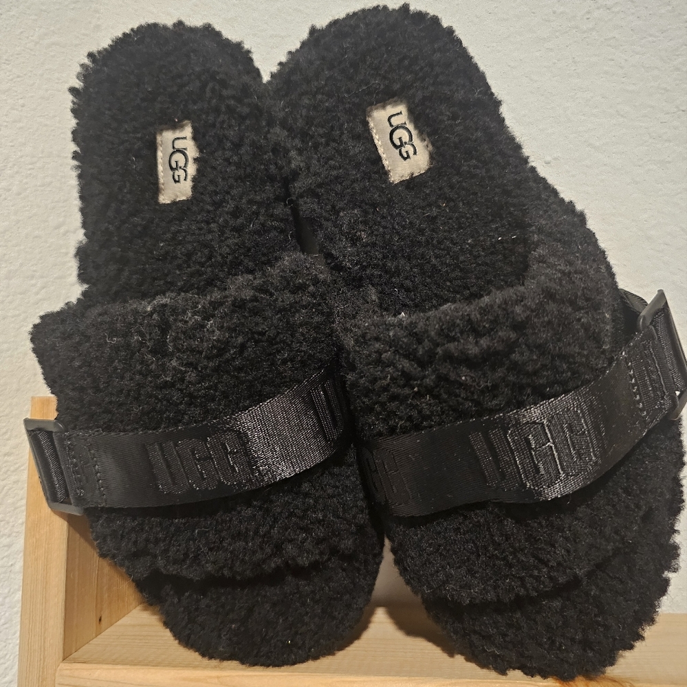 Brand new platform Uggs new without tags